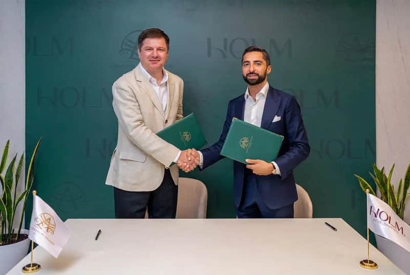 Ambassadori Island Batumi Signs International Investment and Development Agreement with HOLM Developments