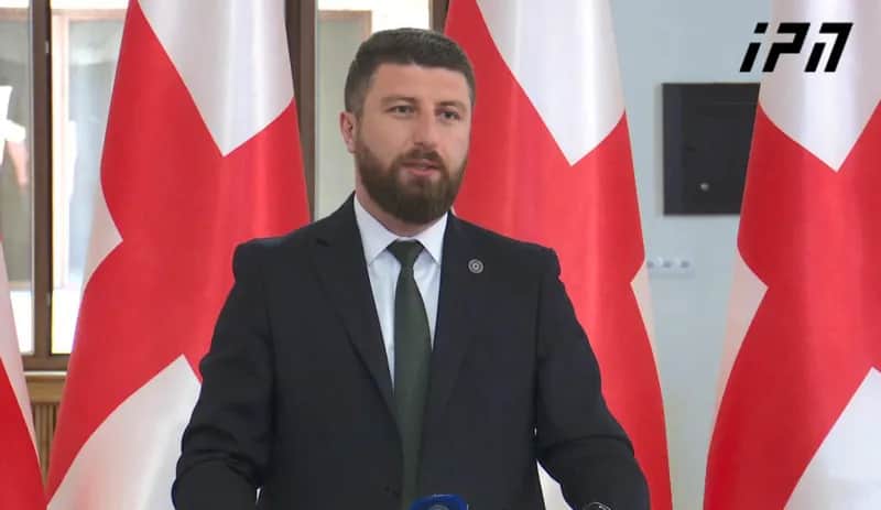 По заявлению Арчила Гордуладзе, лица, задержанные в рамках протестных акций и освобожденные вчера, раскаялись в преступлении и обратились к президенту Михаилу Кавелашвили с просьбой о помиловании