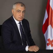 მამუკა ხაზარაძე
