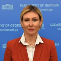 ნინო წილოსანი