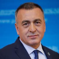 გოჩა ენუქიძე