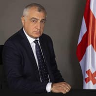 მამუკა ხაზარაძე