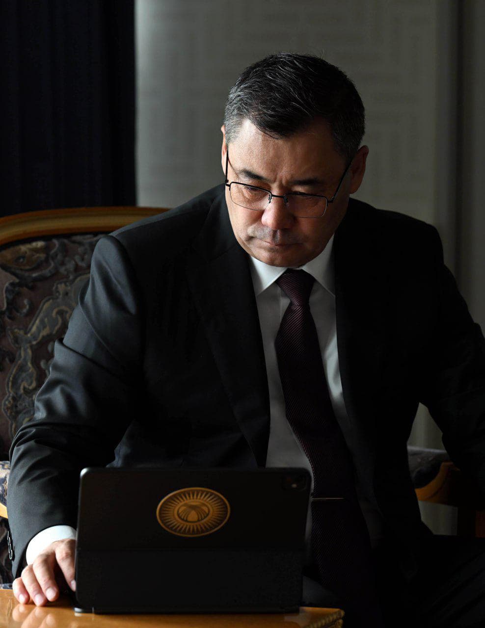 შსს - დაკავებულია პირი, რომელიც ნაცნობის ავტომობილის გასაღებსა და საფულეს ფარულად დაეუფლა და შემდეგ ავტოსაგზაო შემთხვევა მოახდინა