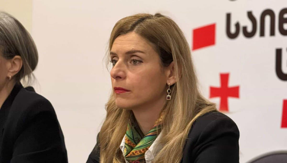 თეონა აქუბარდია - კონფედერაცია ის ვირეშმაკული მოდელია, რაც საქართველოს სამუდამოდ მიაბამს რუსეთს, ხელში კი საერთაშორისო დონეზე დამოუკიდებლად აღიარებული აფხაზეთისა და „სამხრეთ ოსეთის“ რესპუბლიკები შერჩება