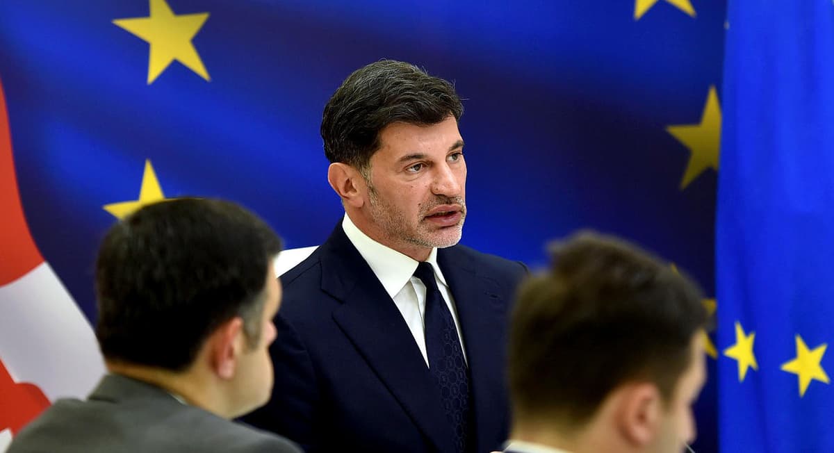 Kakha Kaladze - The rehabilitation project of Rustaveli Avenue, which should last for ten years, is actively underway - the relevant groups are working 24 hours a day, in several directions, which significantly accelerates the pace