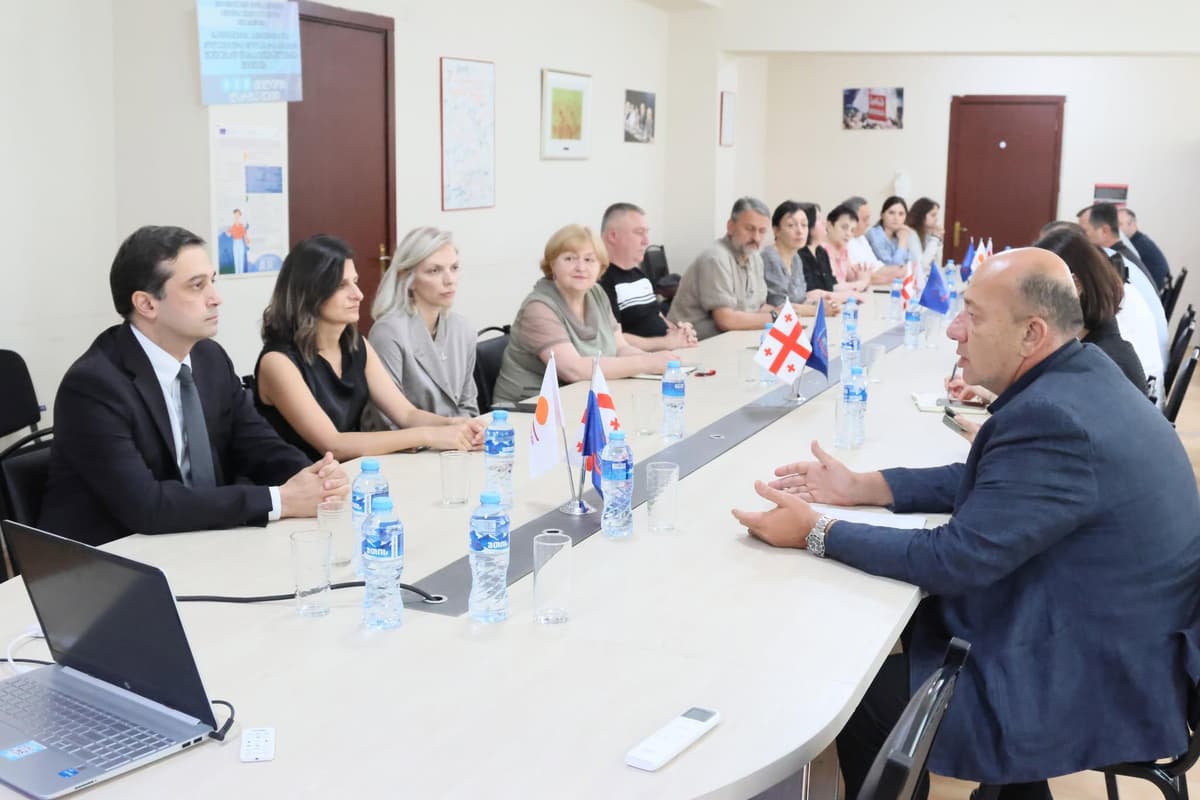 სახალხო დამცველმა საქართველოს პროფკავშირების გაერთიანების წარმომადგენლებთან სამუშაო შეხვედრა გამართა