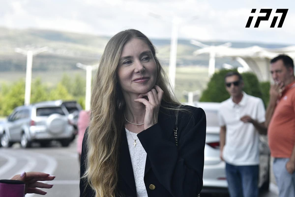 Tina Bokuchava arrives at National Movement congress